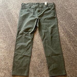Banana Republic 
40x32
Pre owned